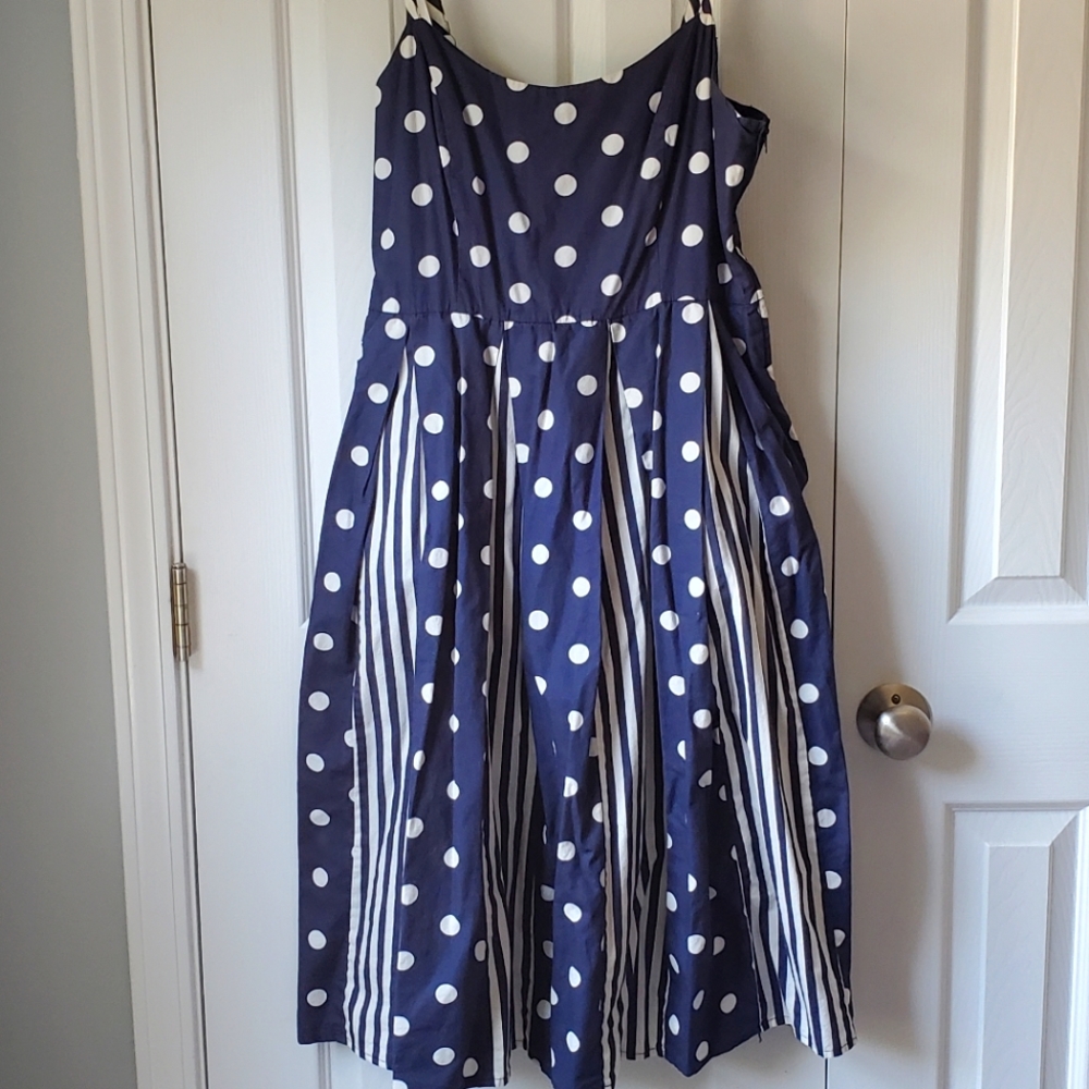 Modcloth Sundress Blue White Polka Dot sz 10 Stripe